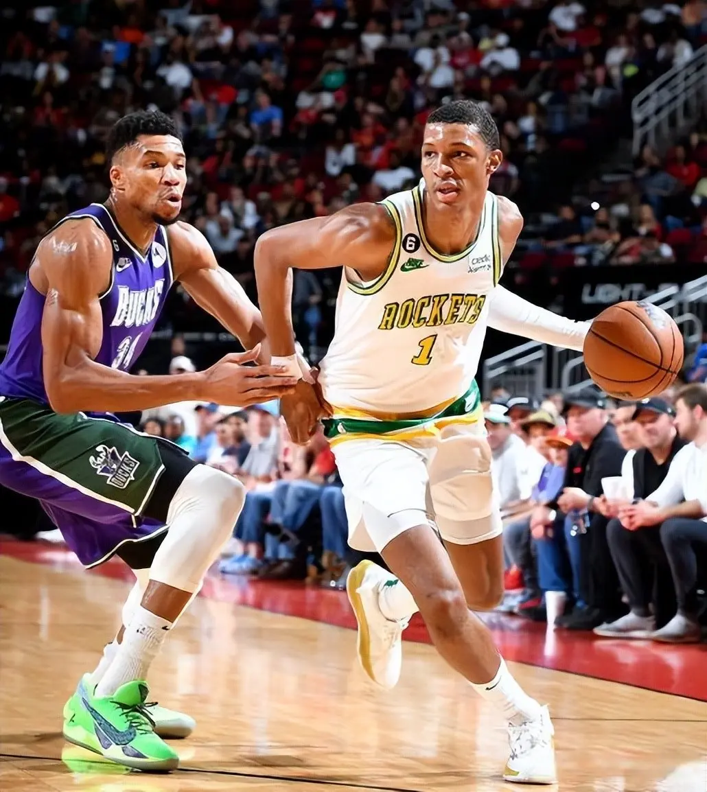 但是另一位, 他胜过小史 但是另一位, 他胜过小史