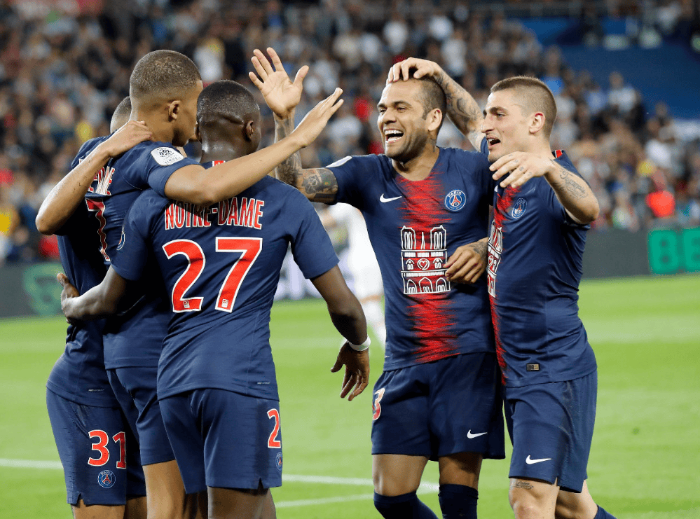 面对巴黎的, 展开全文, 战术执行依