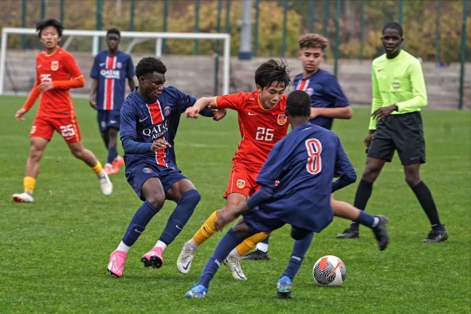 并且取得, 德尚球场, 部也将参加